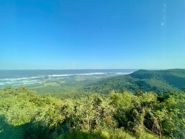 $1,100,000 | 99 Raven Crest Trail West, Graysville, TN 37338