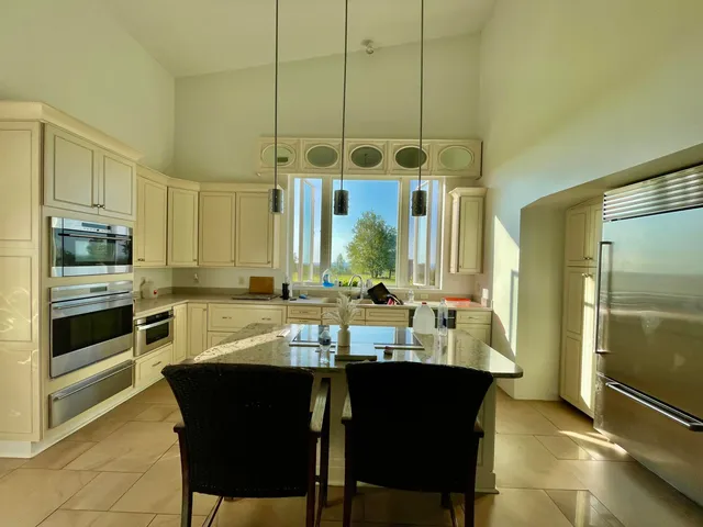 $1,100,000 | 99 Raven Crest Trail West, Graysville, TN 37338