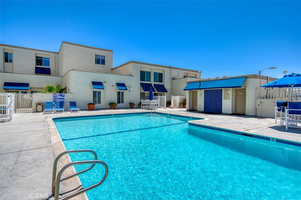 711 Pacific Coast Highway, Unit 421 Huntington Beach, CA 92648 - Photo 11 of 35 Pool heated in the Summer with showers and Saunas