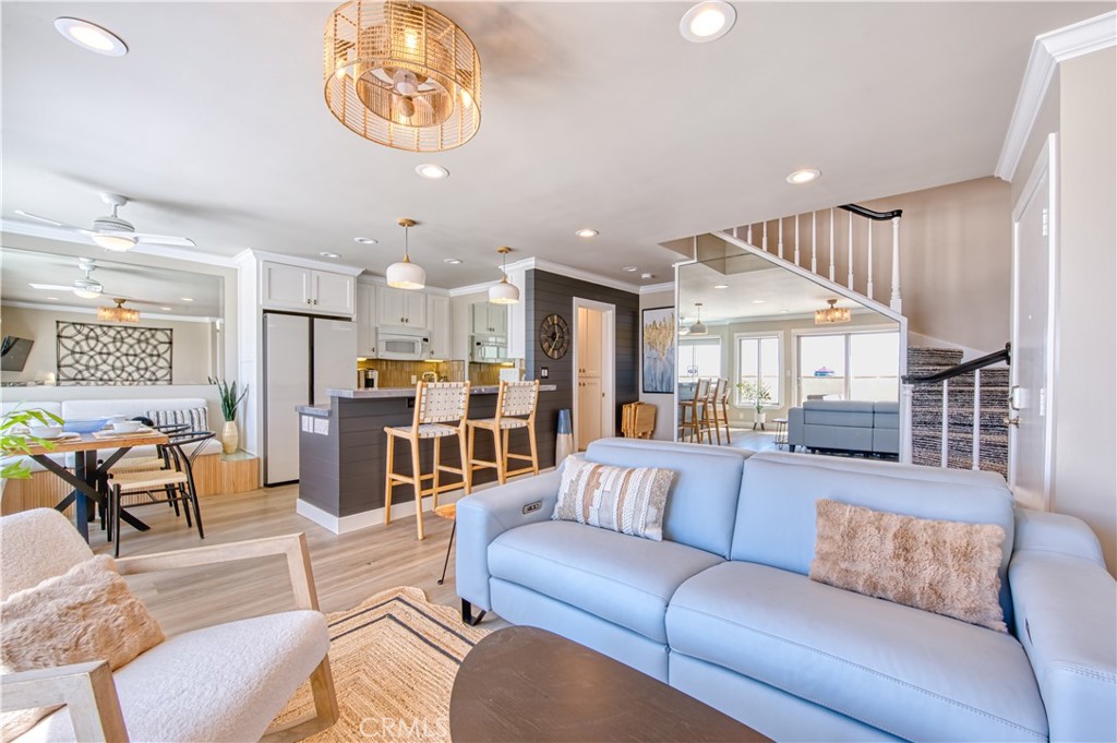 711 Pacific Coast Highway, Unit 421 Huntington Beach, CA 92648 - Photo 5 of 35 2 full recliners