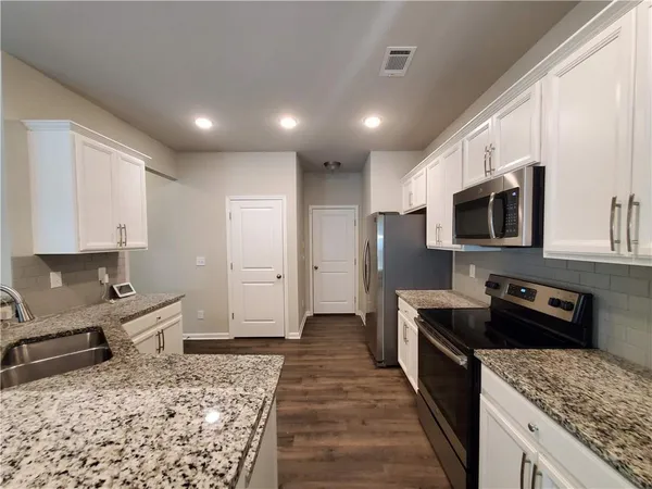 $2,300 | 165 Canvas Ives Drive, Lawrenceville, GA 30045