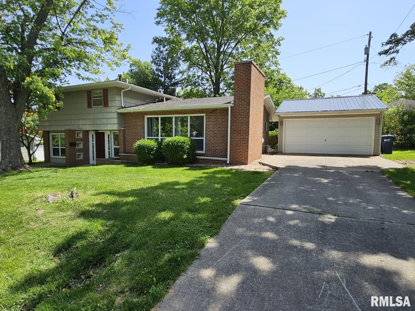 2 Parker Drive Mount Vernon, IL 62864 - Photo 4 of 24