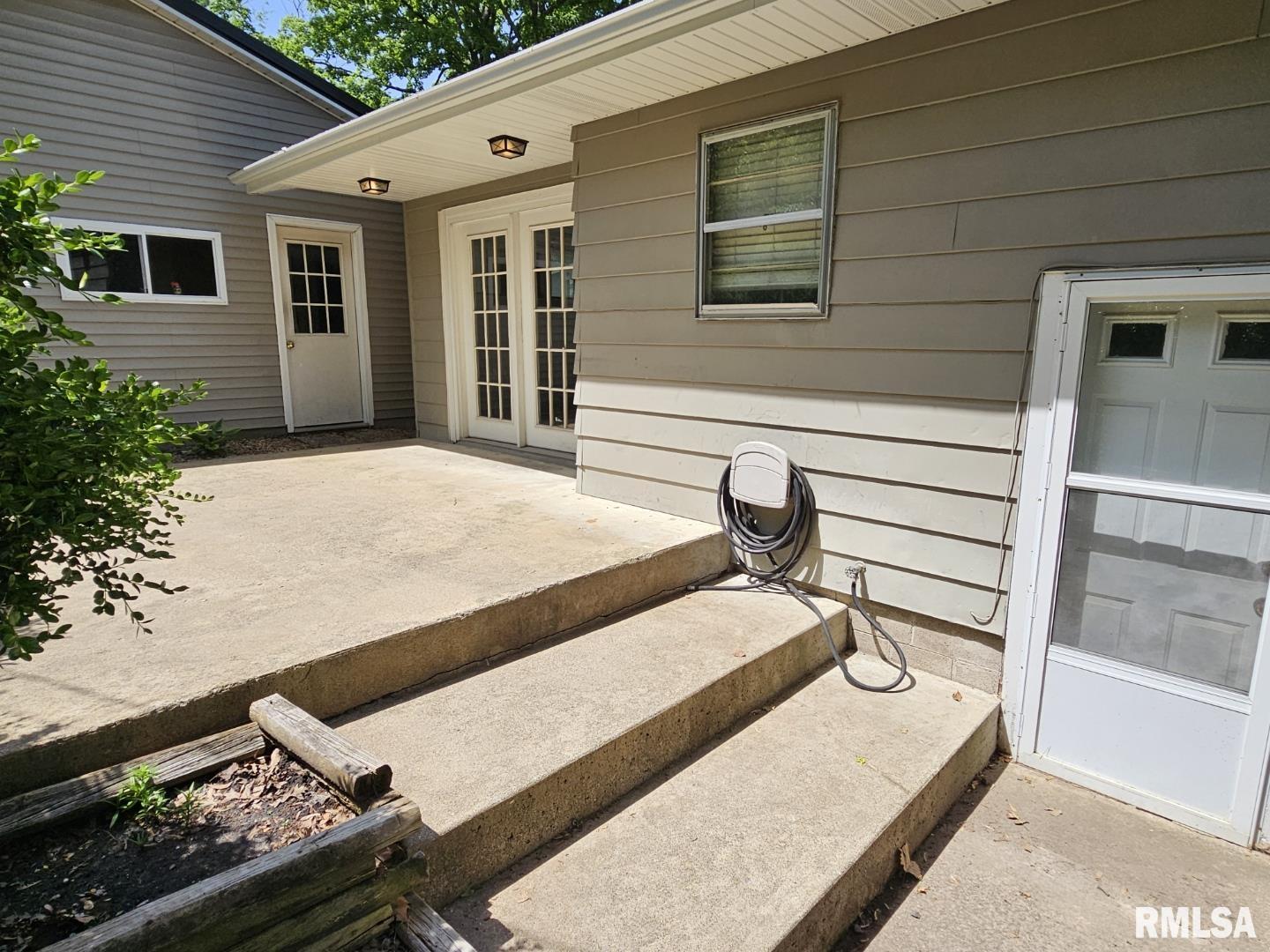 2 Parker Drive Mount Vernon, IL 62864 - Photo 5 of 24