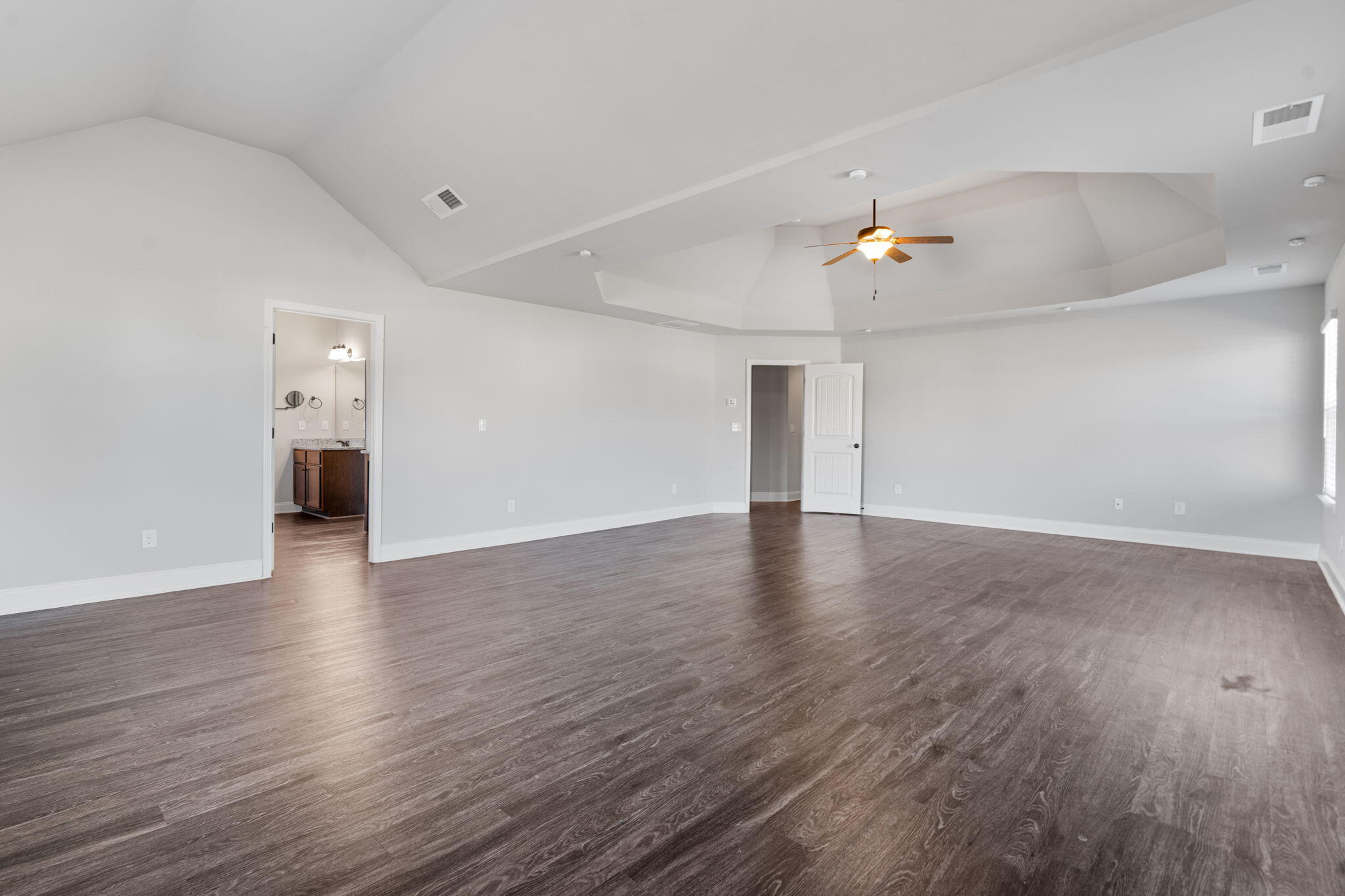 2054 Chanupa Court Grovetown, GA 30813 - Photo 19 of 39 Primary Bedroom