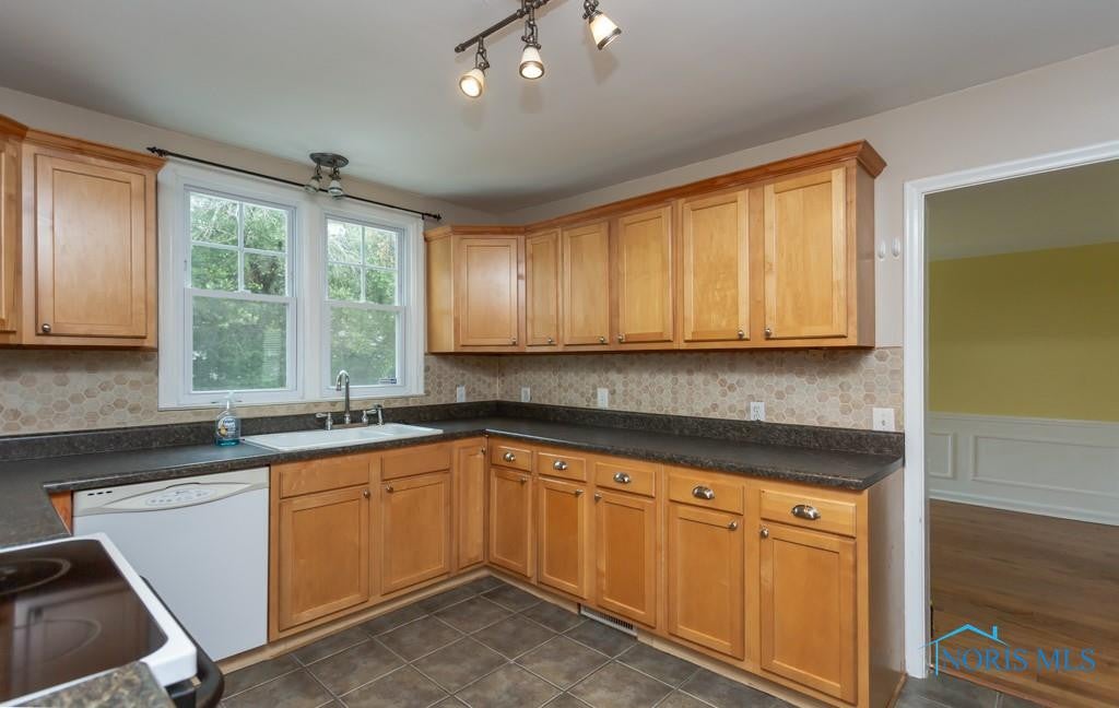 3152 Cheltenham Road Toledo, OH 43606 - Photo 25 of 43 Gallery Image 25