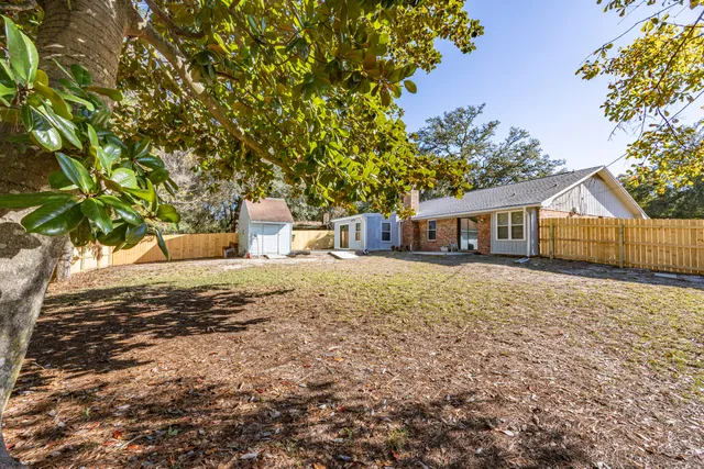 $325,000 | 1003 Darlington Oak Drive, Niceville, FL 32578