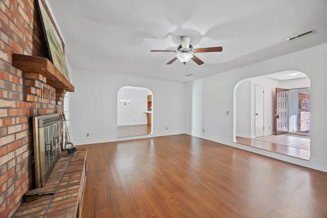 $325,000 | 1003 Darlington Oak Drive, Niceville, FL 32578