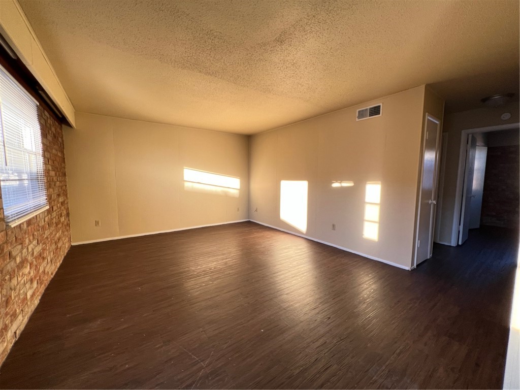 2012 Theodore Drive, Unit D Springdale, AR 72762 - Photo 4 of 17 Gallery Image 4