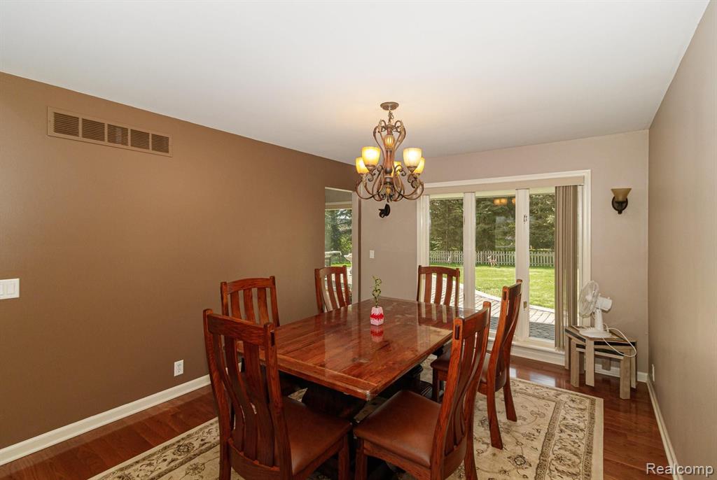 71 Montmorency Road Rochester Hills, MI 48307 - Photo 13 of 29