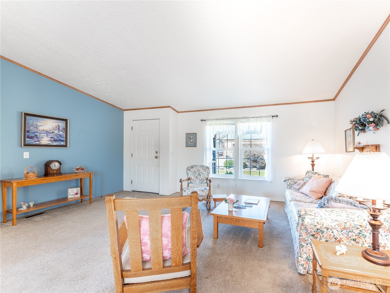 913 Meadow Ridge Drive Wenatchee, WA 98801 - Photo 6 of 36