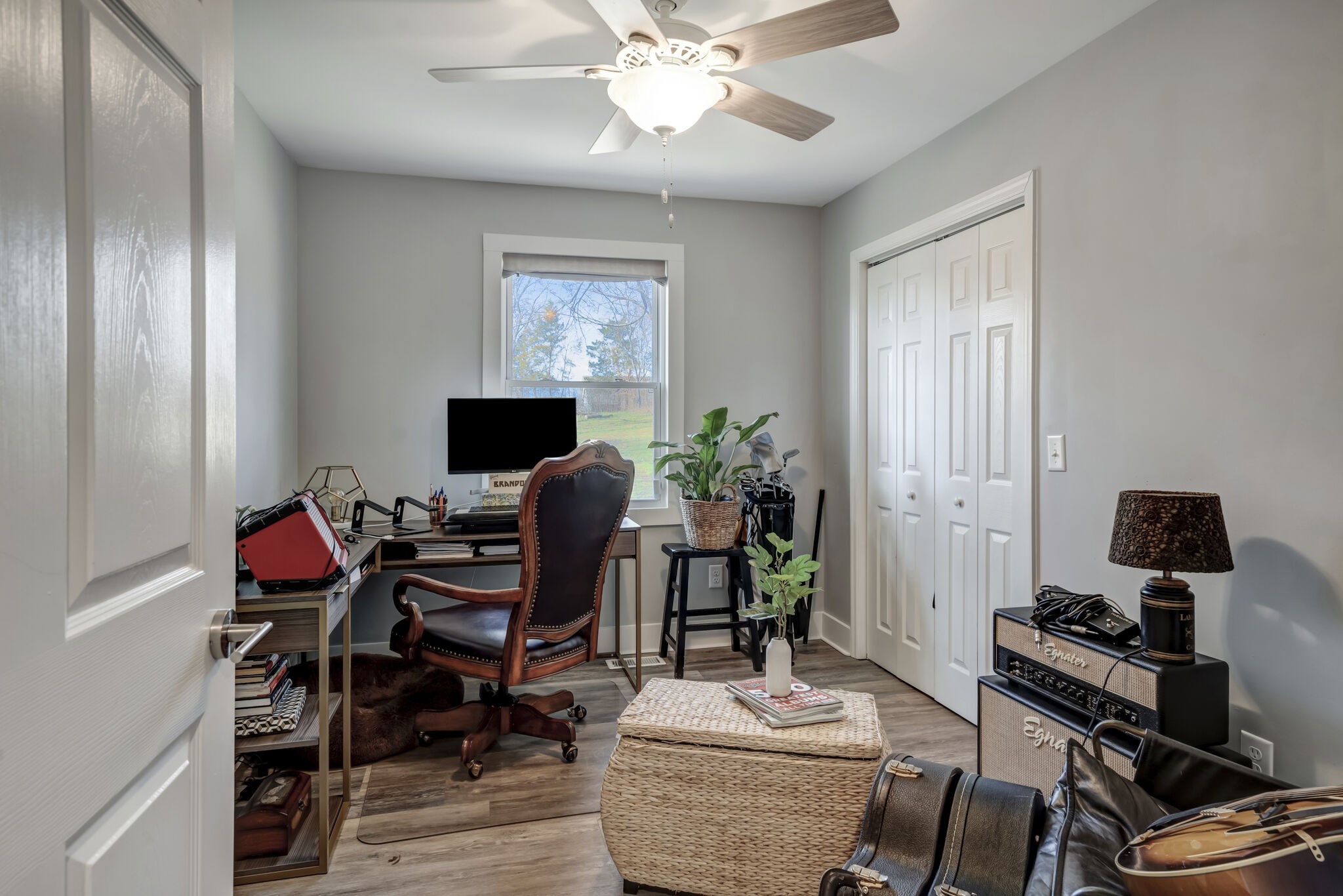 114 River Road Hendersonville, TN 37075 - Photo 20 of 34 a view of a workspace with furniture and a window