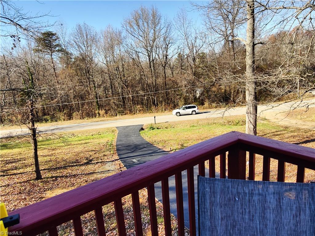 1609 Kennedy Road Thomasville, NC 27360 - Photo 8 of 24