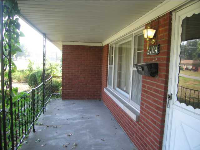 2104 Farnsley Road Louisville, KY 40216 - Photo 2 of 6 Additional Photo