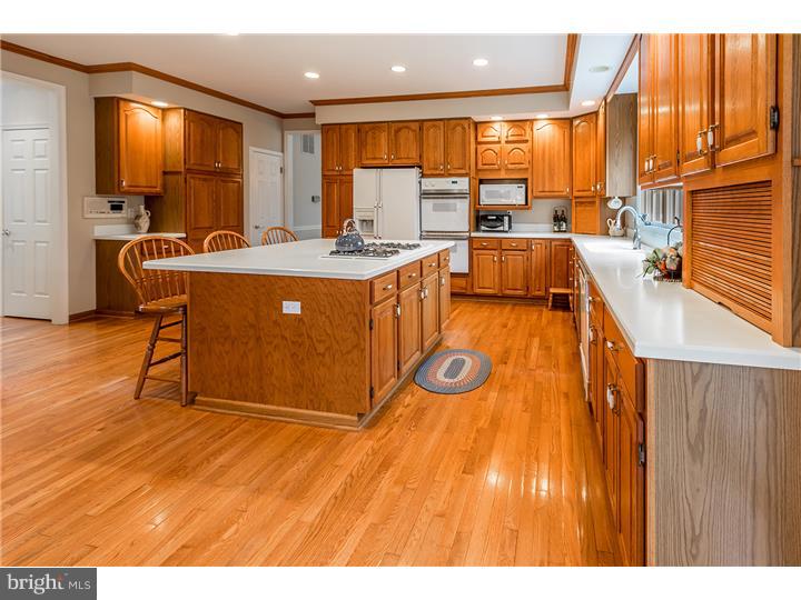 218 Summit Road Mount Laurel, NJ 08054 - Photo 7 of 25