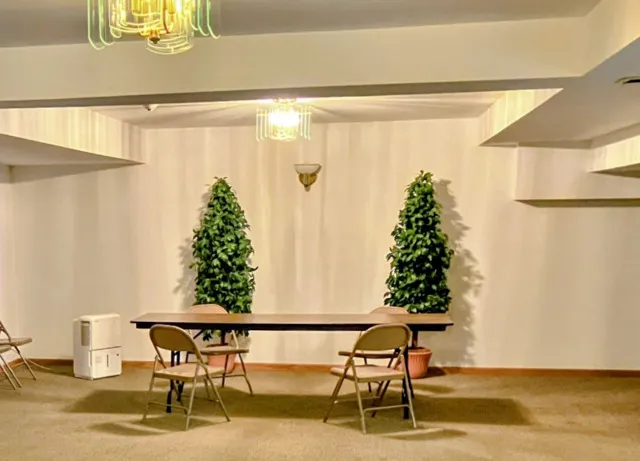 $360,000 | 1S095 Spring Road, Unit 1D, Oakbrook Terrace, IL 60181