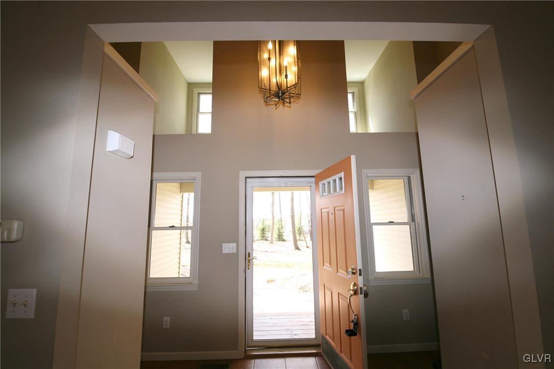 62 Brickyard Road Freeland, PA 18224 - Photo 5 of 33 foyer