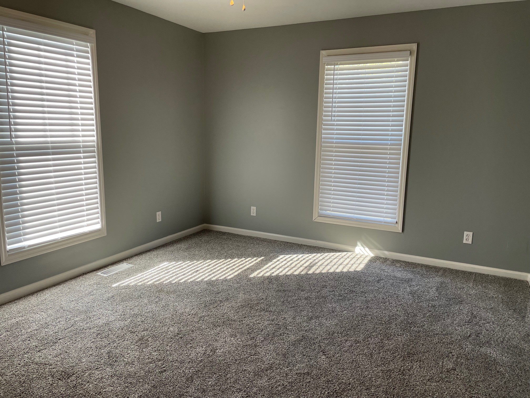 295 Brown Road Morrison, TN 37357 - Photo 27 of 29 an empty room with a window