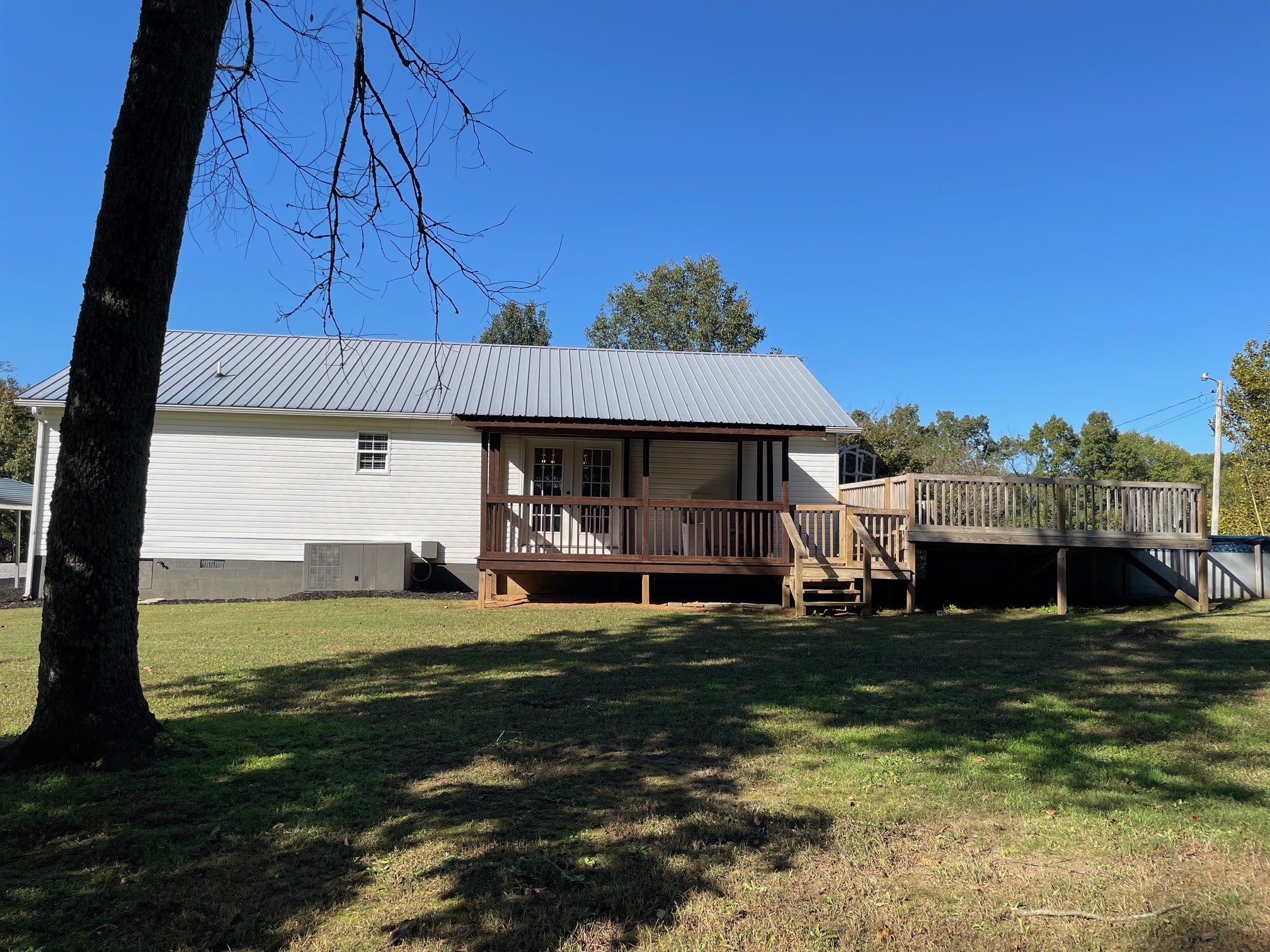295 Brown Road Morrison, TN 37357 - Photo 4 of 29 a view of a house with a big yard