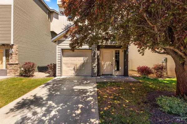 $355,000 | 566 South Pine Island Lane, Boise, ID 83709