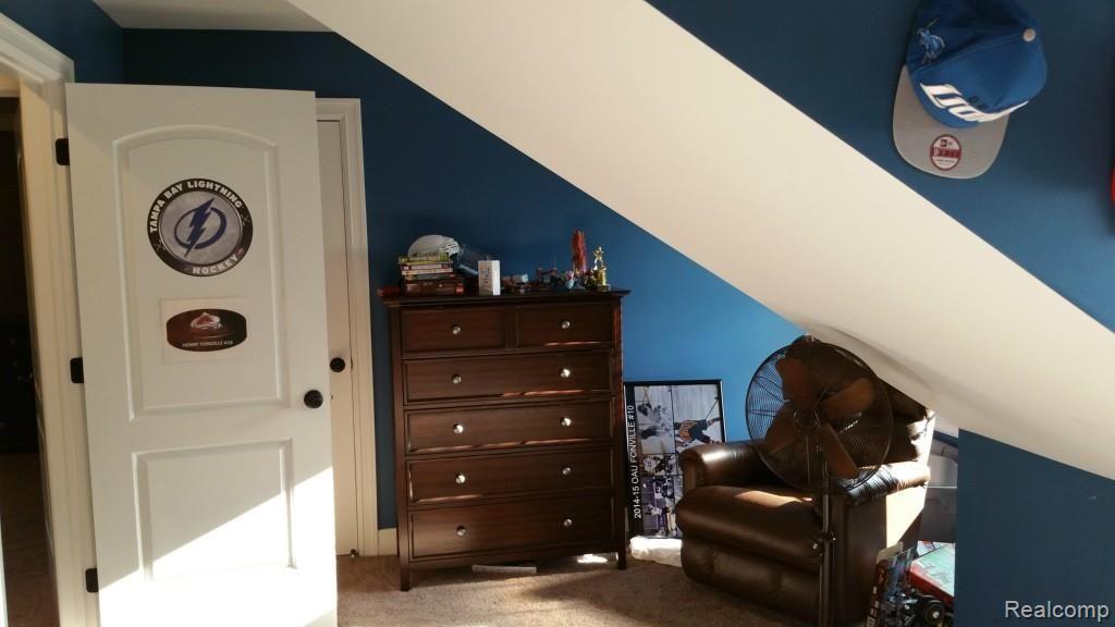 3963 Samuel Avenue Rochester, MI 48309 - Photo 32 of 54 20150803_183115.jpg