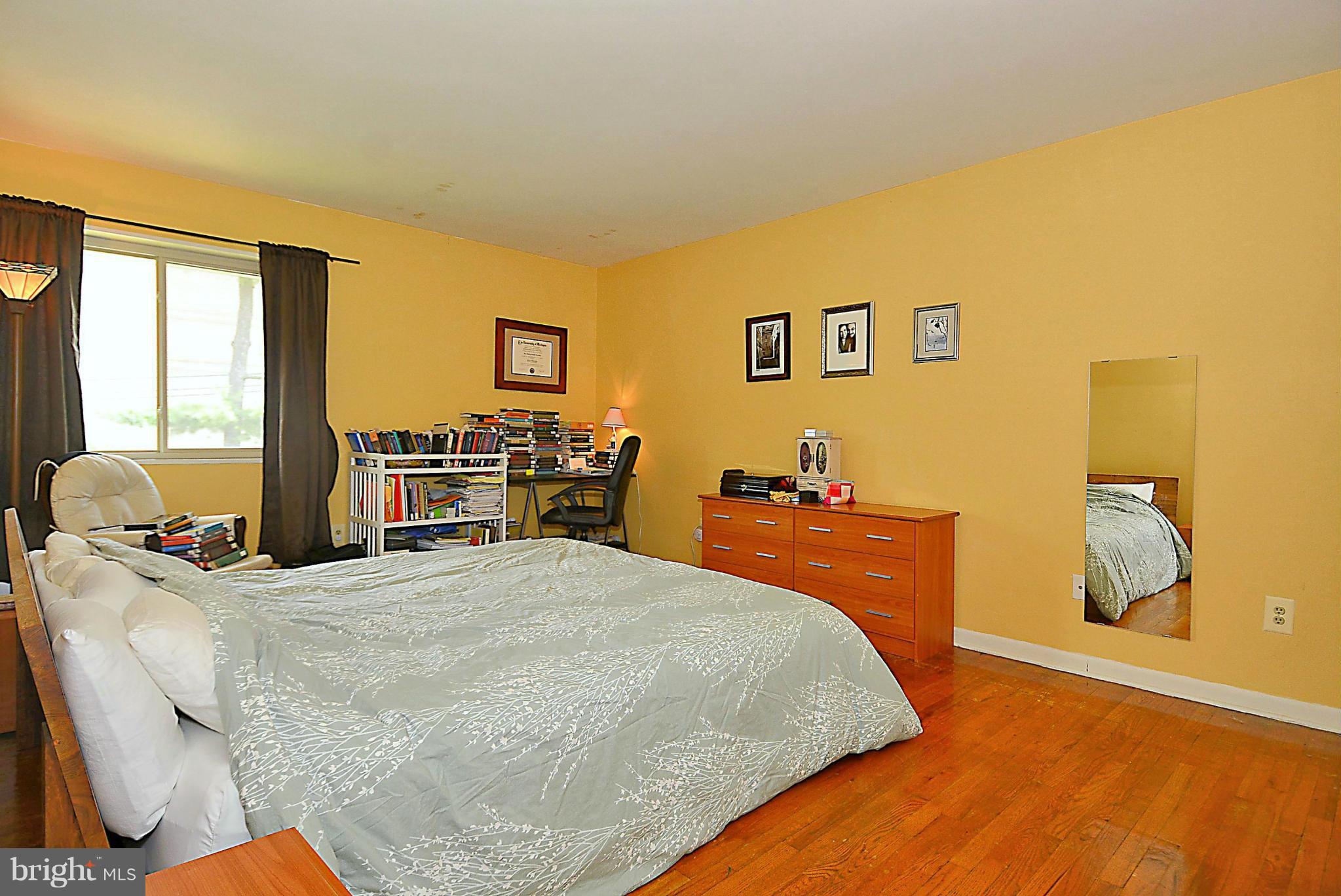 8704 Manchester Road, Unit 5 Silver Spring, MD 20901 - Photo 11 of 17 Bedroom (Master)