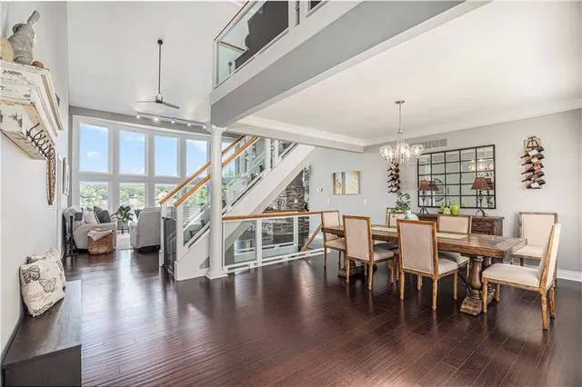 $1,825,000 | 326 South Shore Drive, Lake Winnebago, MO 64034