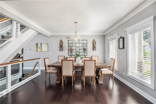 $1,825,000 | 326 South Shore Drive, Lake Winnebago, MO 64034