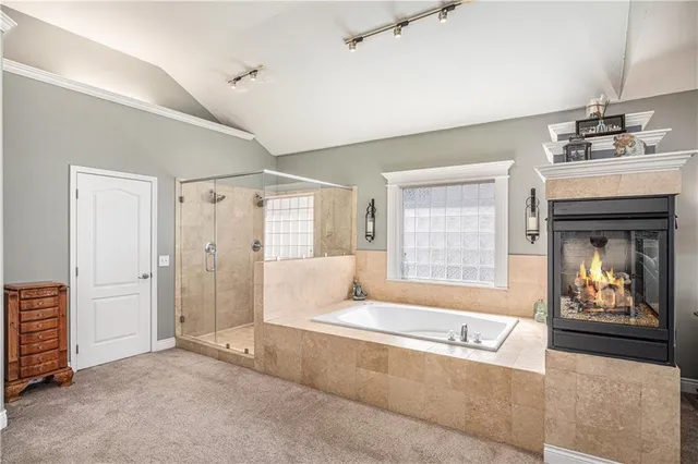 $1,825,000 | 326 South Shore Drive, Lake Winnebago, MO 64034