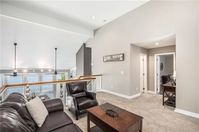 $1,825,000 | 326 South Shore Drive, Lake Winnebago, MO 64034