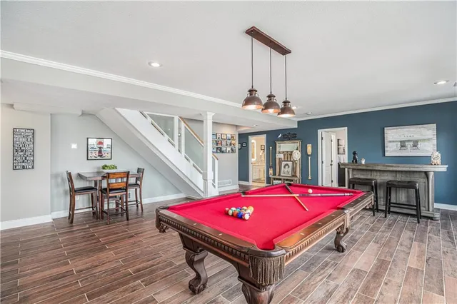 $1,825,000 | 326 South Shore Drive, Lake Winnebago, MO 64034