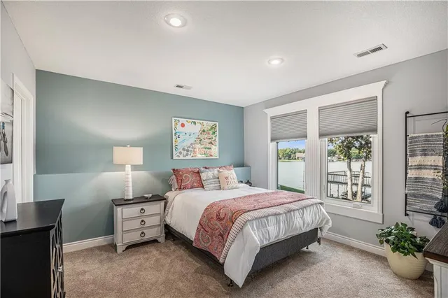 $1,825,000 | 326 South Shore Drive, Lake Winnebago, MO 64034