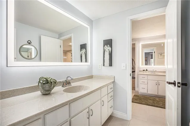 $1,825,000 | 326 South Shore Drive, Lake Winnebago, MO 64034