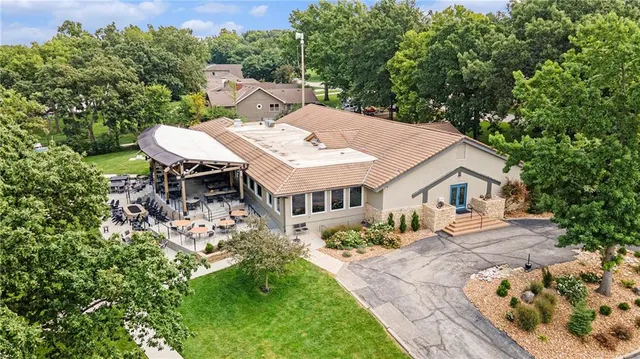 $1,825,000 | 326 South Shore Drive, Lake Winnebago, MO 64034
