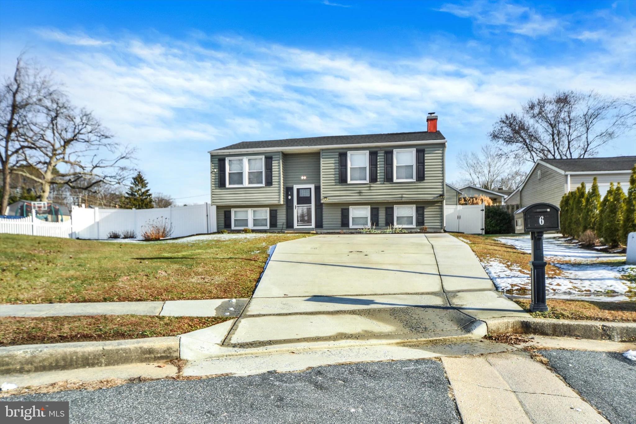 6 Storeys Court Baltimore, MD 21236 - Photo 2 of 27 a view of house with yard