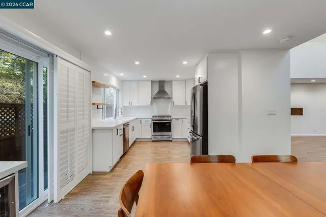 $1,095,000 | 25 Francisca Drive, Moraga, CA 94556