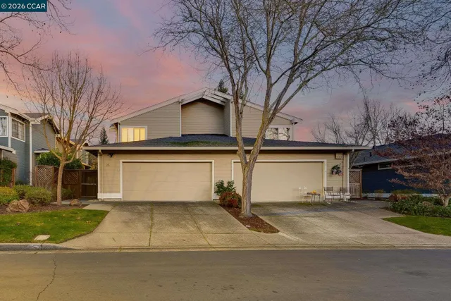 $1,095,000 | 25 Francisca Drive, Moraga, CA 94556