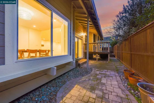 $1,095,000 | 25 Francisca Drive, Moraga, CA 94556