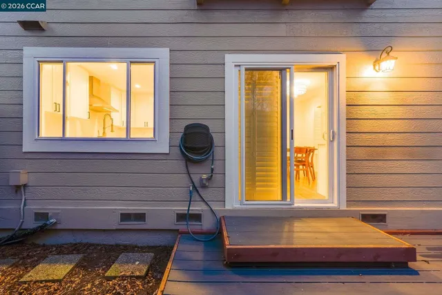 $1,095,000 | 25 Francisca Drive, Moraga, CA 94556