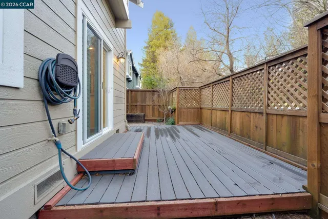 $1,095,000 | 25 Francisca Drive, Moraga, CA 94556