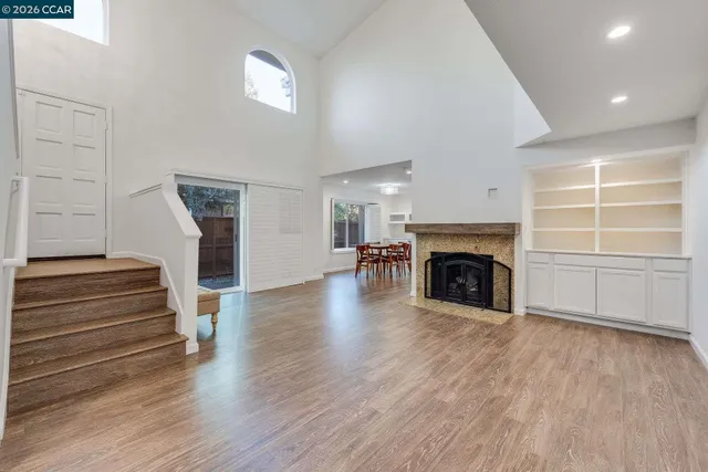 $1,095,000 | 25 Francisca Drive, Moraga, CA 94556