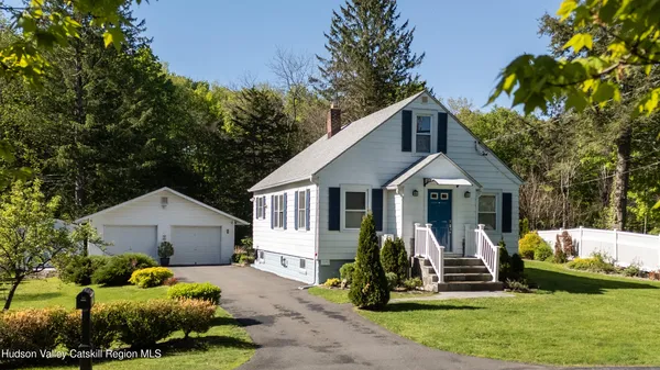 $400,000 | 372 Union Center Road, Ulster Park, NY 12487