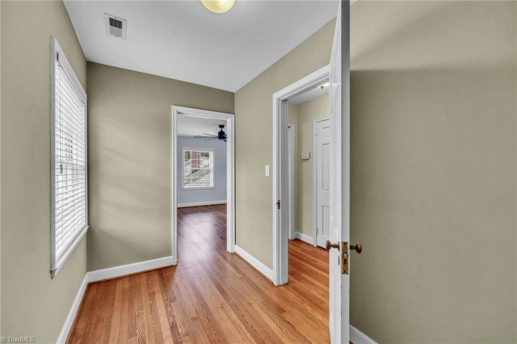 1104 Forest Hill Drive High Point, NC 27262 - Photo 26 of 43