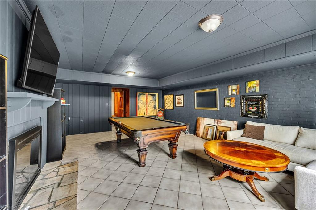 1104 Forest Hill Drive High Point, NC 27262 - Photo 30 of 43