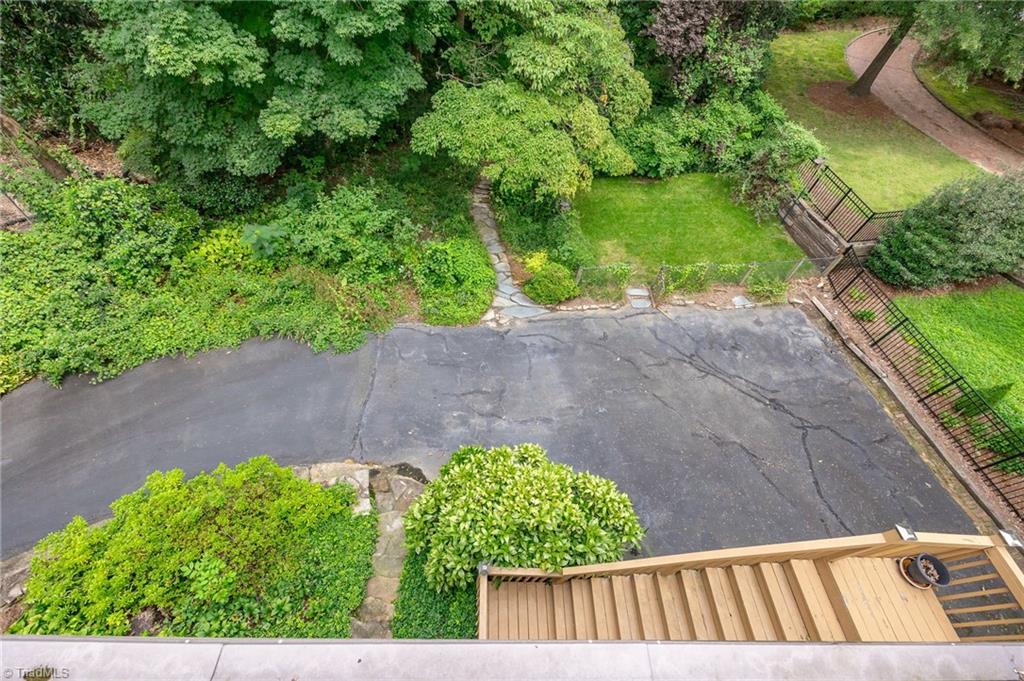 1104 Forest Hill Drive High Point, NC 27262 - Photo 41 of 43