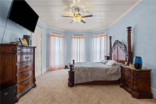 $235,000 | 804 West Mahoning Street, Punxsutawney, PA 15767