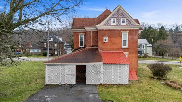 $235,000 | 804 West Mahoning Street, Punxsutawney, PA 15767