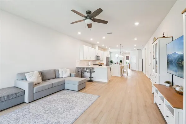 $404,900 | 5920 Hidden Br Drive, Apollo Beach, FL 33572