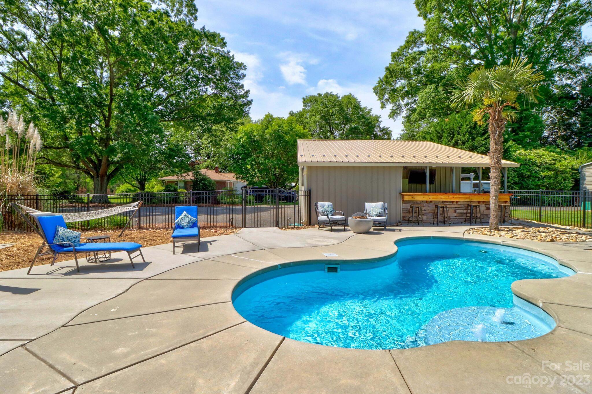 9529 Washam Potts Road Cornelius, NC 28031 - Photo 35 of 48 Gallery Image 35