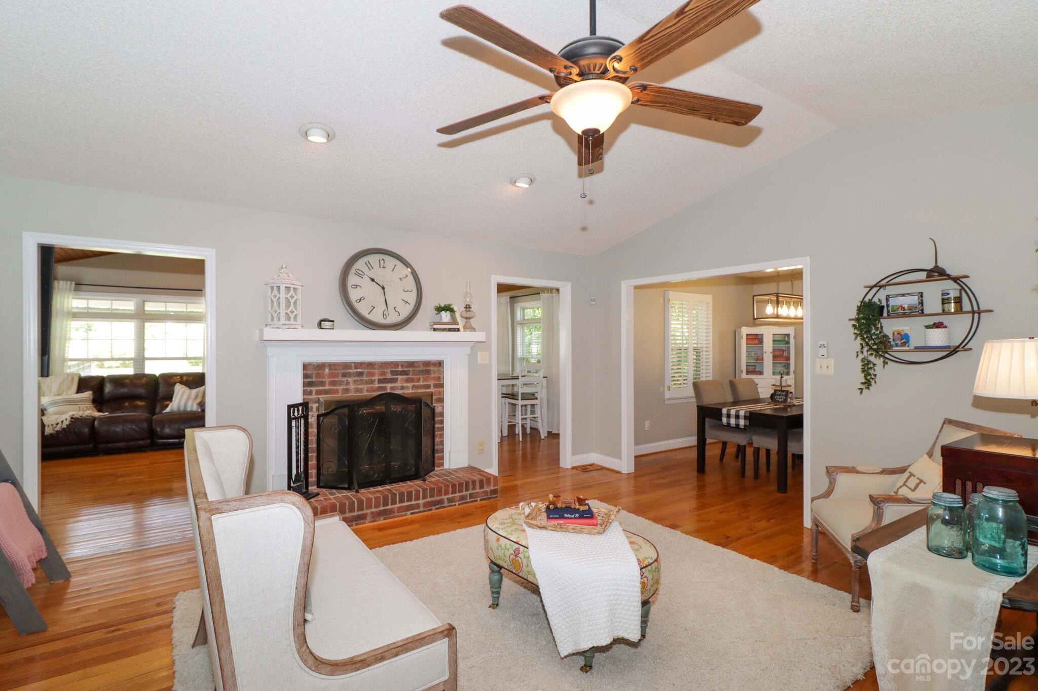 9529 Washam Potts Road Cornelius, NC 28031 - Photo 6 of 48 Gallery Image 6