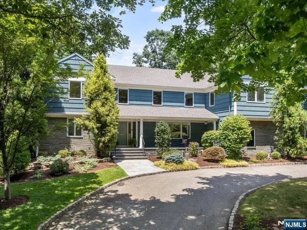 $2,300,000 | 223 Old Chester Road, Essex Fells, NJ 07021